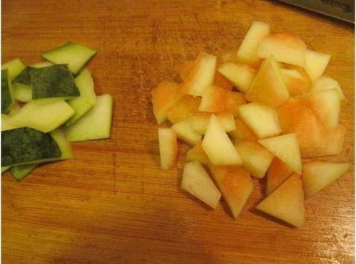 肉和瓜能一块吃吗,肉与瓜同食的饮食搭配探讨