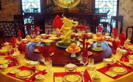 上朝吃瓜18集,宫廷风云再起，揭秘幕后真相  第3张