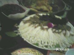 豫园许昌吃瓜,夏日吃瓜盛宴，品味古韵新潮交融