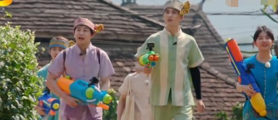 吃瓜看戏3,揭秘娱乐圈背后的风云变幻 第2张 吃瓜看戏3,揭秘娱乐圈背后的风云变幻 第2张