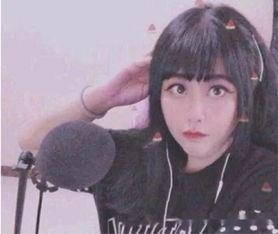 乔碧萝直播吃瓜  第1张