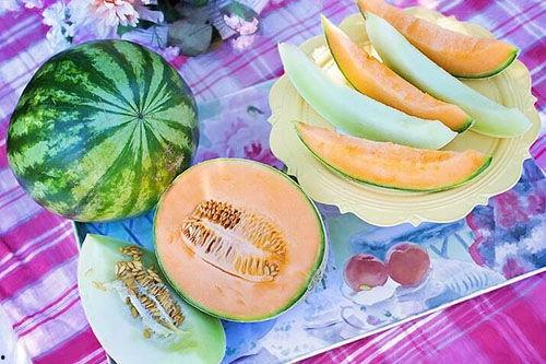 梦到别人吃瓜吉祥,瓜香四溢，吉祥降临